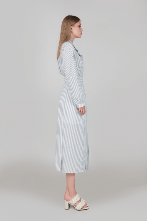 long sleeves dress with a belt included 1