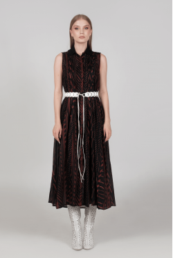 robe sans manches boutonnée sur tout le devant 1