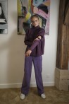 pantalon large produit en velours violet 3