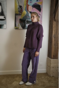large and high waist pants produced in purple corduroy 1