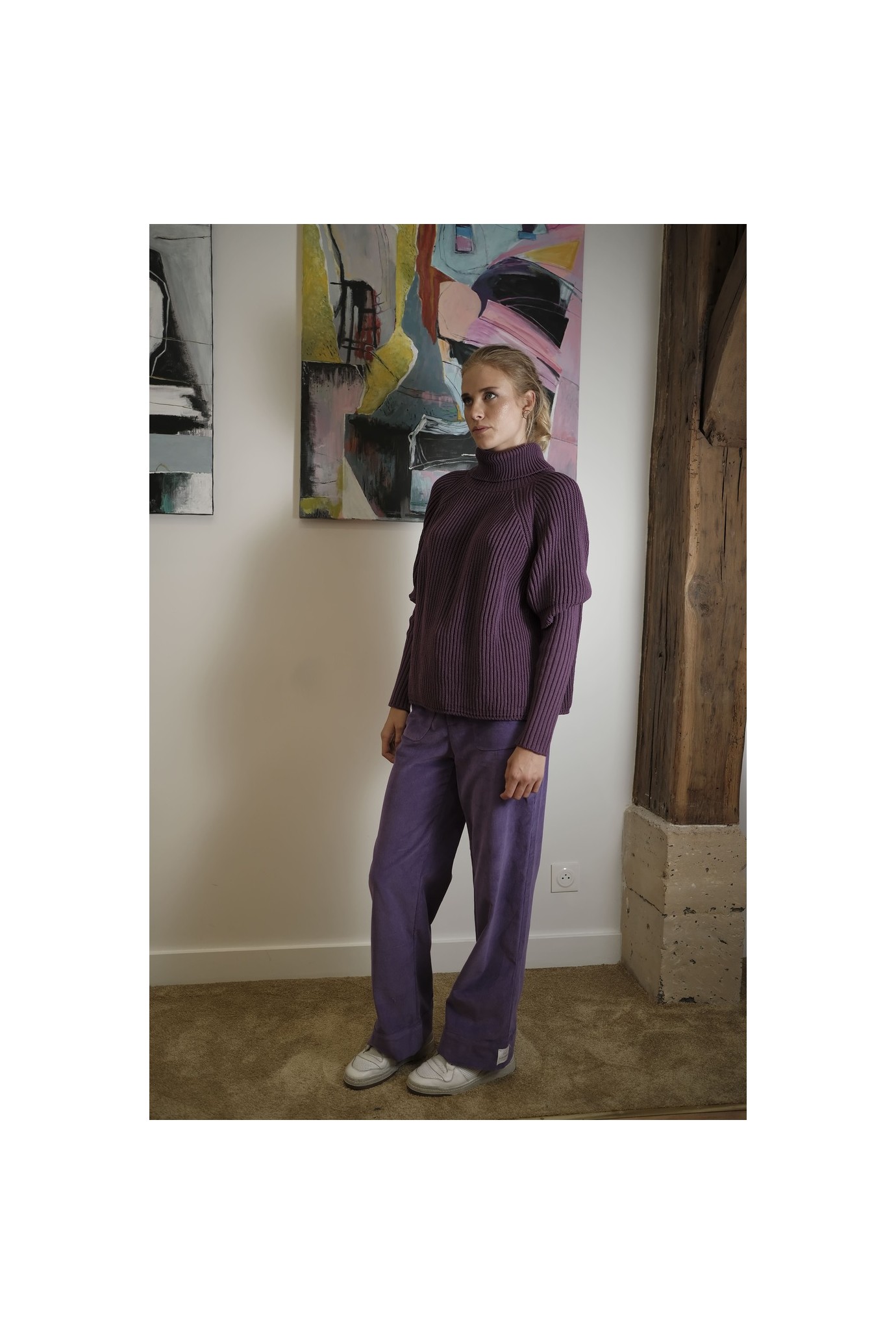 large and high waist pants produced in purple corduroy 1