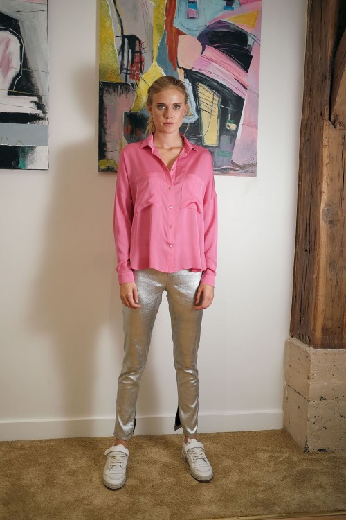 oversize shirt with small gold buttons 1