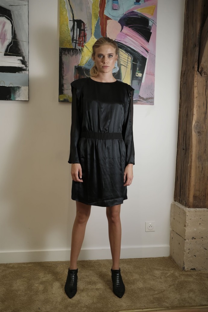 dress produced in black silk 1