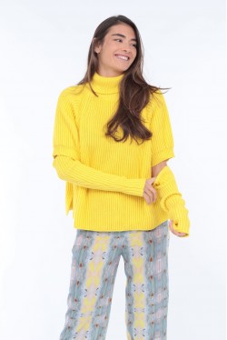 roll neck sweater with removable sleeves 9
