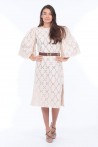 Robe produite dans un coton ajouré