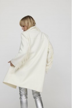 Manteau blanc avec franges dos