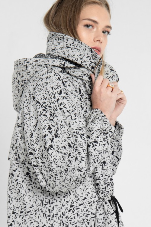 Parka tendance hiver 2021 en jacquard à capuche créée par Koshka Paris 1